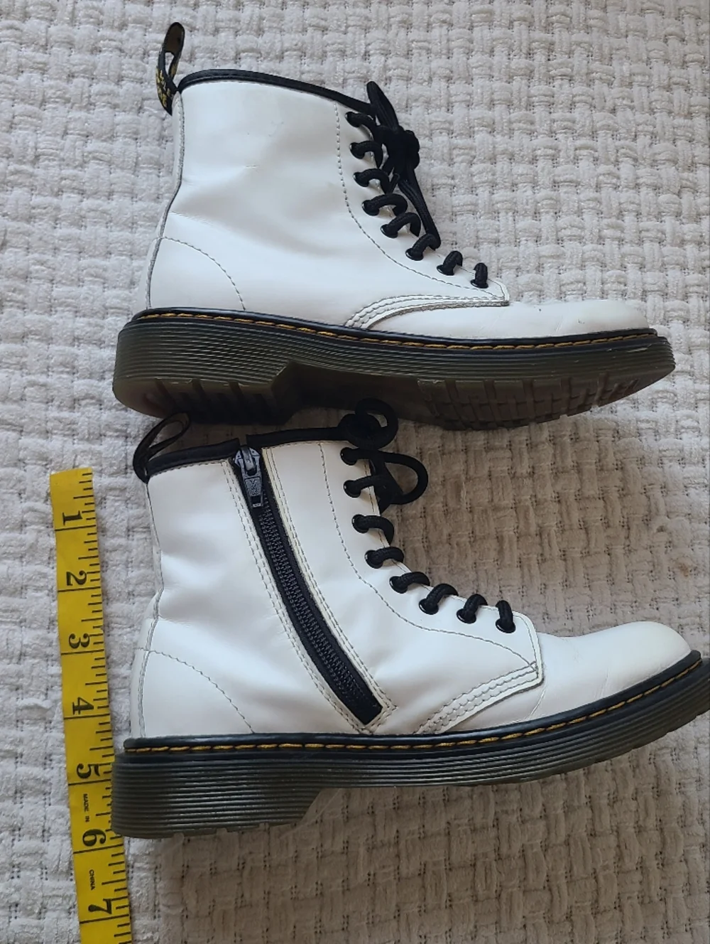 Dr. Marten White Leather Lace-Up Boots with Black Trim Size 2